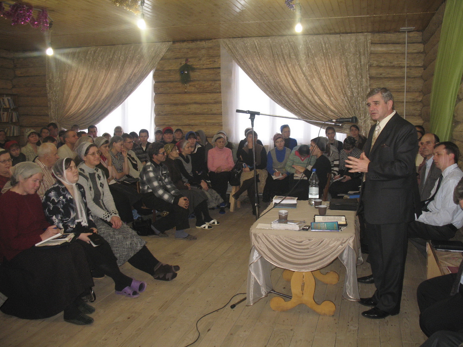 Голос надії. Історія місії